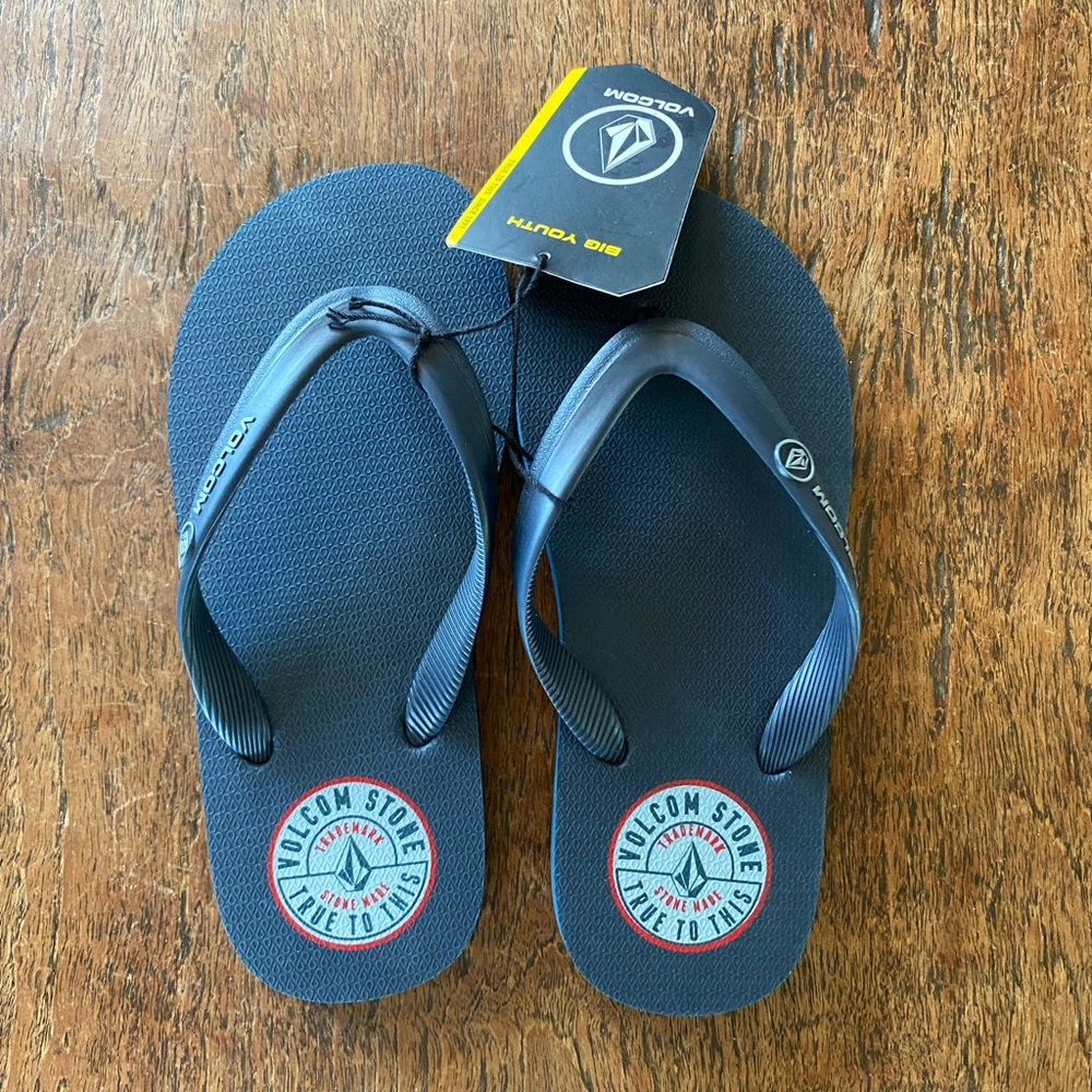 Volcom stone boy blue slipper flip flops sz 2